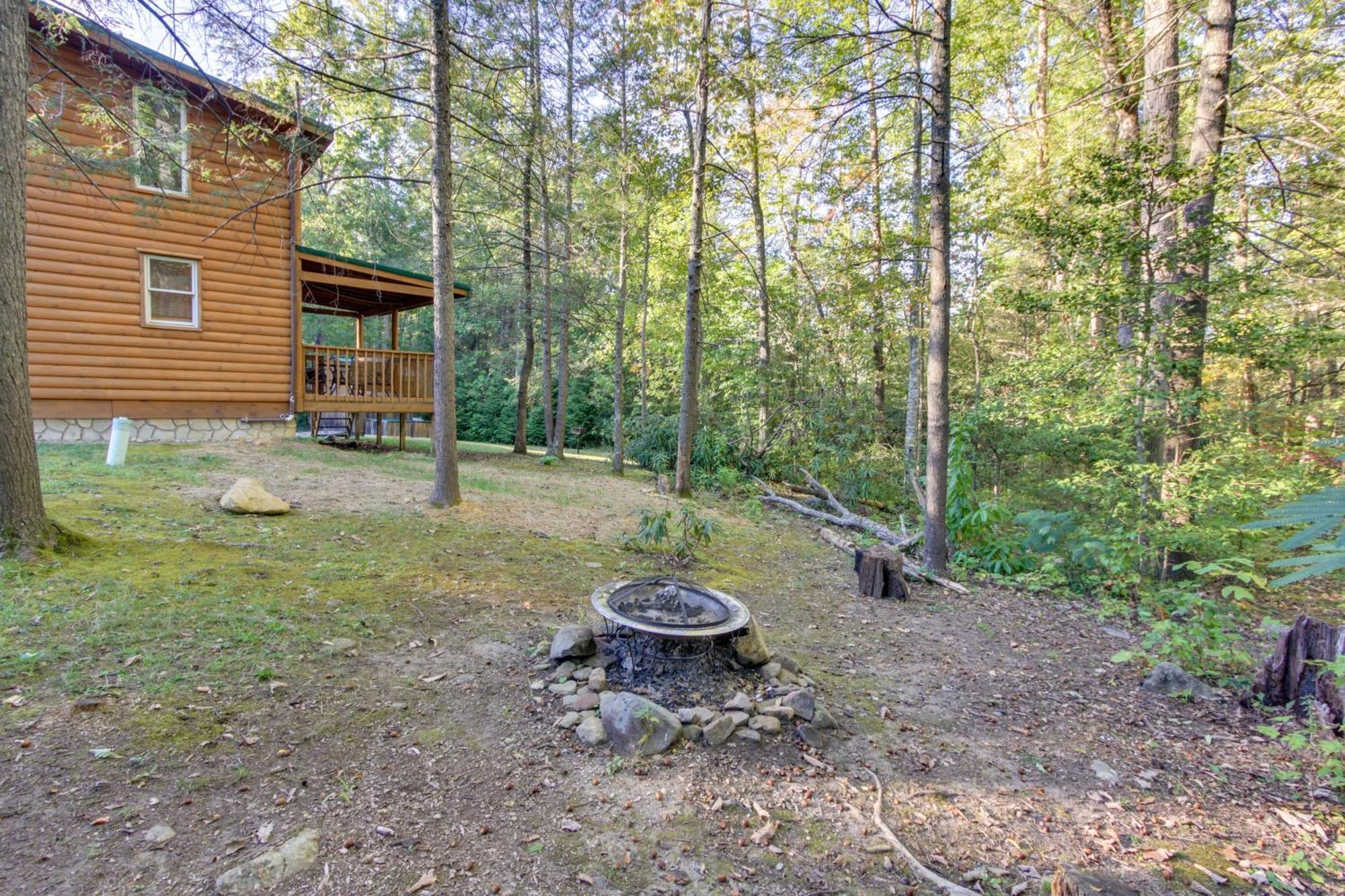 Pet-Friendly Cosby Log Cabin With Backyard And Porch! Exterior foto